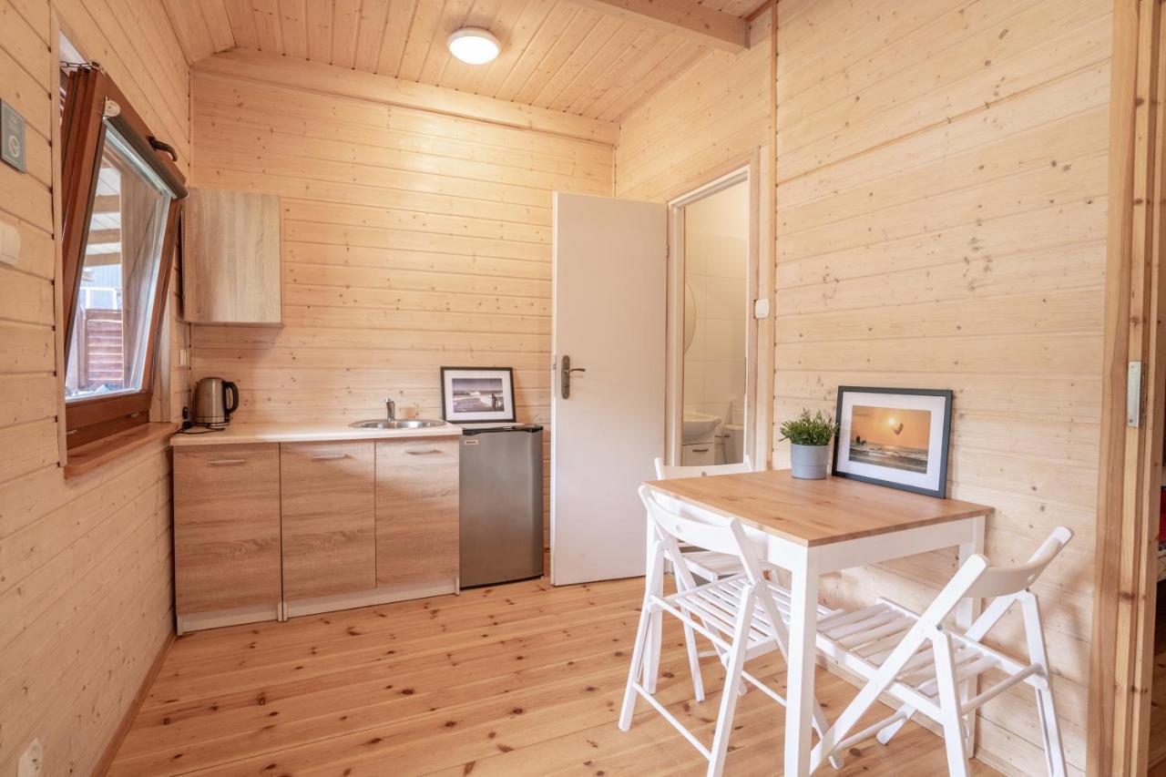 Pod Cyprysami - Surf & Family Resort Jastarnia Bagian luar foto